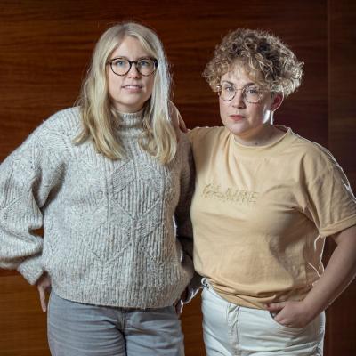 Sanna Eriksson och Moa Lundqvist driver formationen inredningsstudio