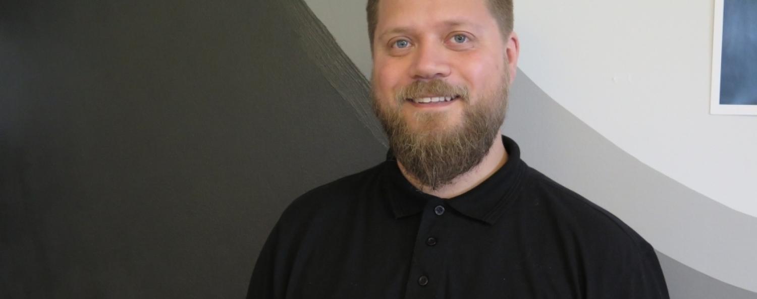 Joakim Lundgren driver Café på Bit i Piteå