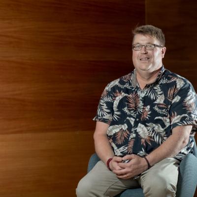 Entreprenören Peter Eriksson driver företaget Arctic Old School och tillverkar senap under varumärket Baronselets gourmetprodukter